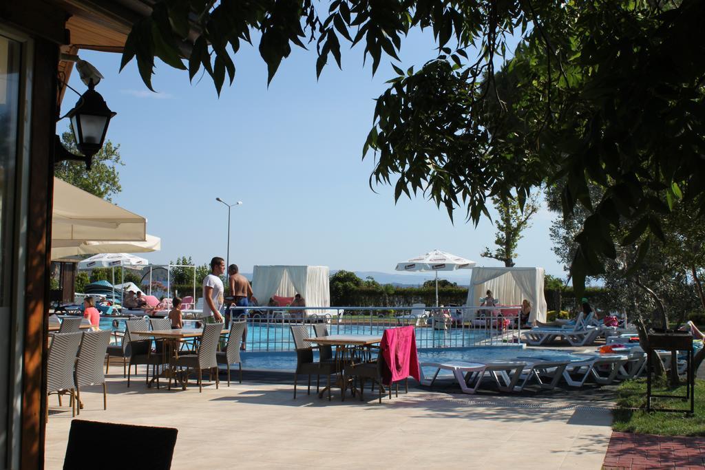 Aloria Garden Hotel Ердек Екстериор снимка