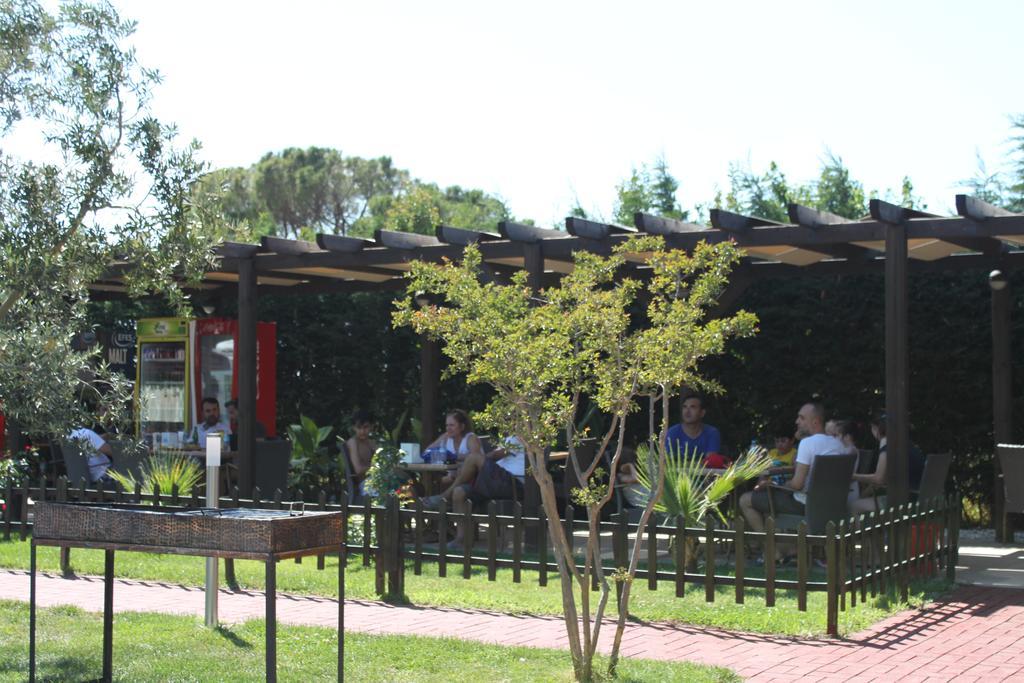 Aloria Garden Hotel Ердек Екстериор снимка
