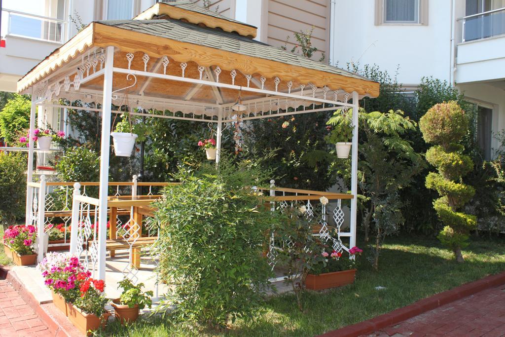 Aloria Garden Hotel Ердек Екстериор снимка